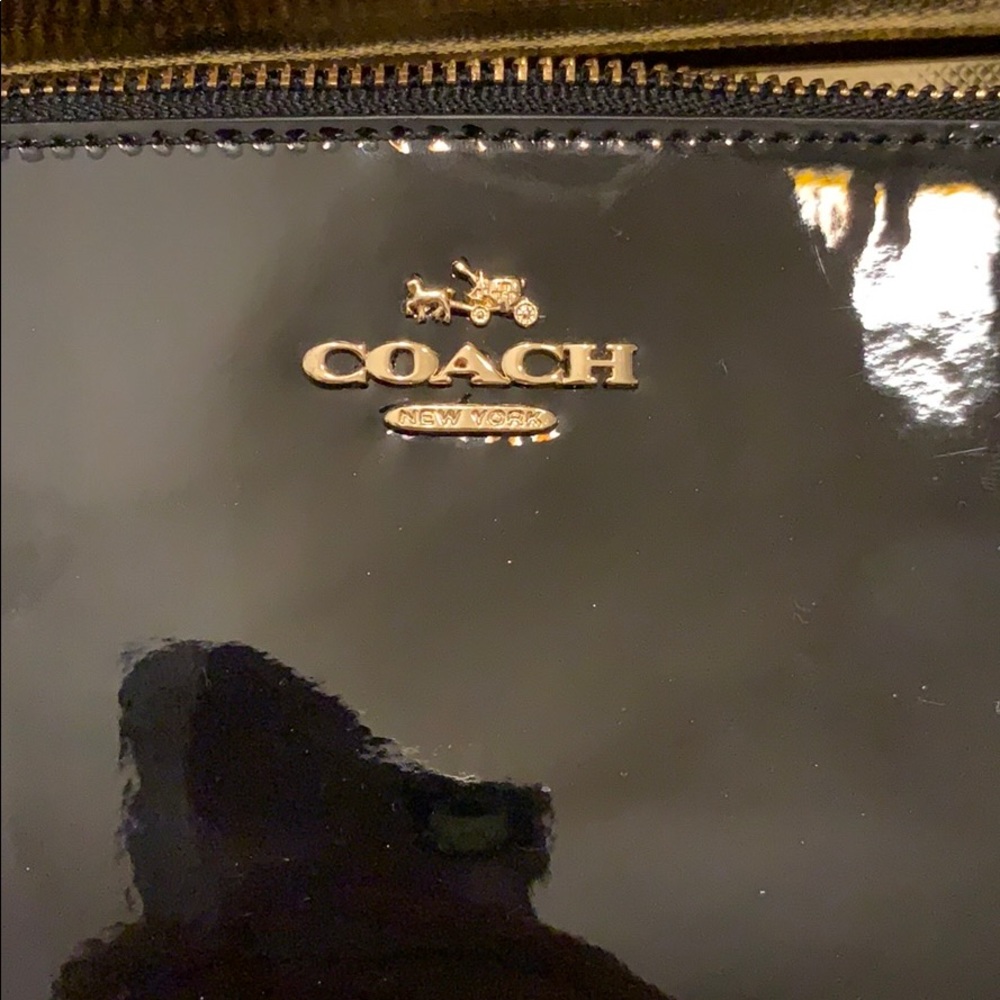 Coach wristlet - Picture 3 of 3